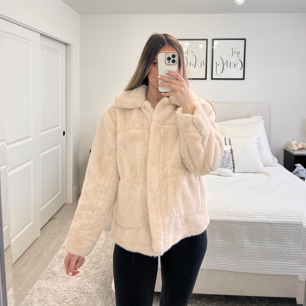 Joujou fur coat